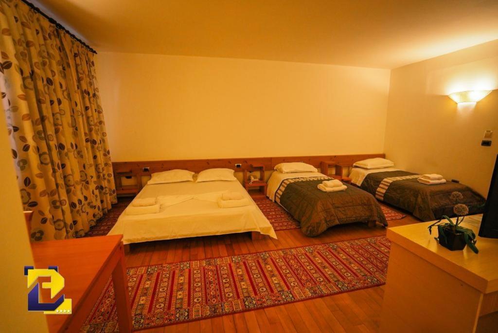 Hotel Bermon Tirana Exterior photo