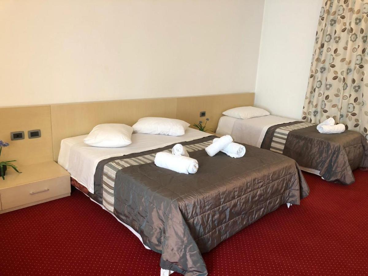 Hotel Bermon Tirana Exterior photo